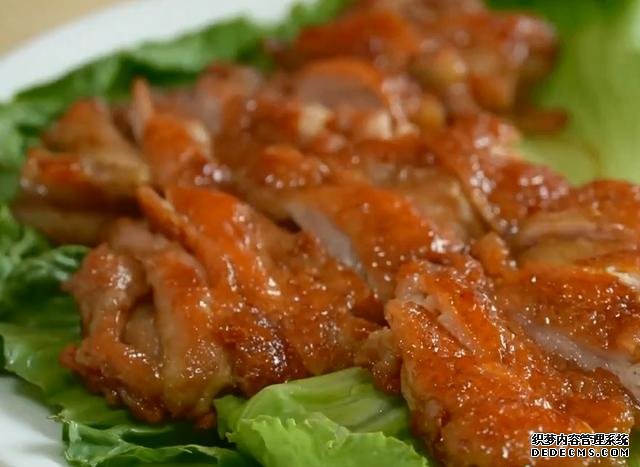 雞腿的新吃法，不蒸不煮不烤，不用一滴油，外香內(nèi)酥太好吃了