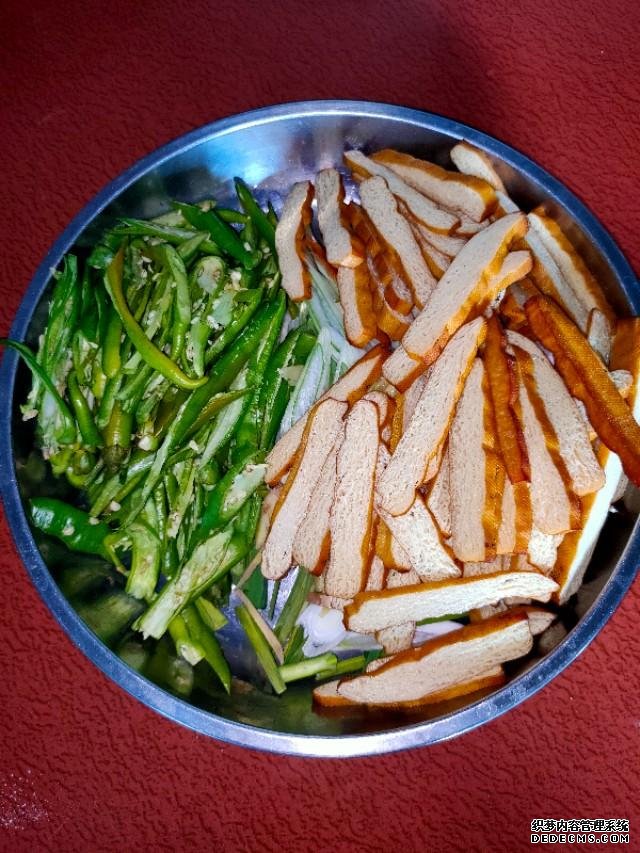 工地農民工，必備的下飯菜，安逸