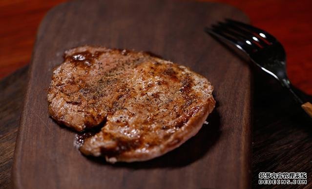 它是豬身上“最”好吃的肉，味道堪比“牛排”，老屠夫都不舍得賣