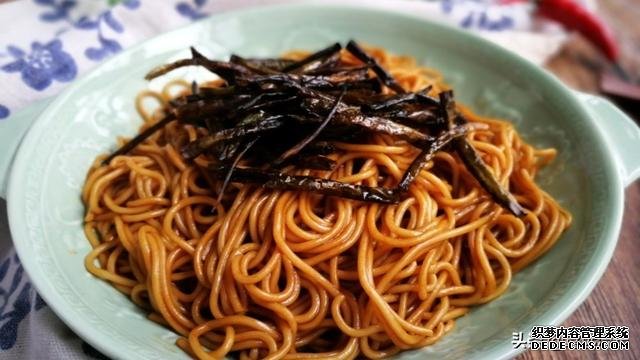 蔥油拌面的做法