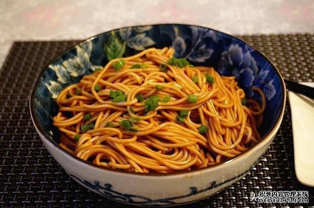 蔥油拌面的做法