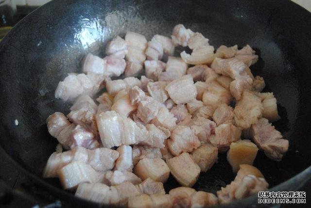 學(xué)會這樣做梨子燉肉，真是太香了，美味解饞超好吃，上桌就掃光
