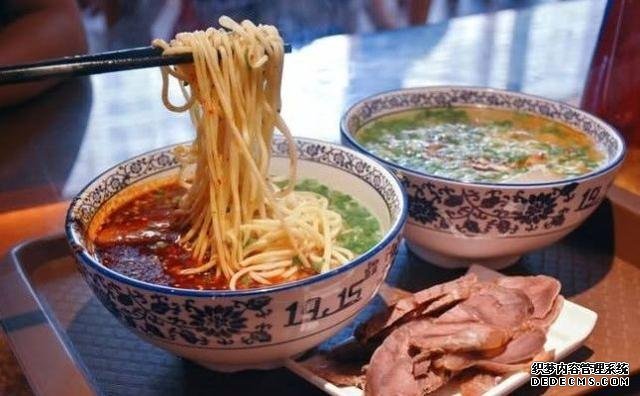 在北方人眼里，這四碗面才叫做面，其他的只能稱(chēng)之為方便面