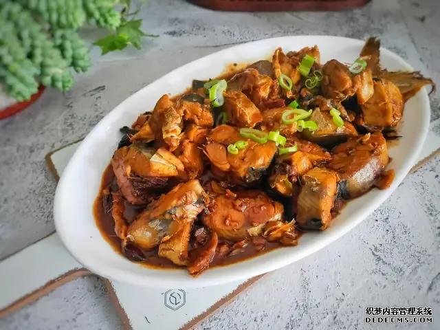遇上這魚從不手軟，一買就是10斤，肉嫩刺少營養(yǎng)高，每次都吃不夠