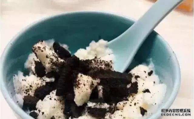 5種被以為凍了難吃的零食，講真的，薯片凍后好吃得不像話