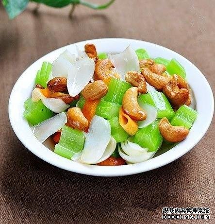 15道葷菜熱菜做法，10道涼菜下酒菜做法，簡(jiǎn)單易做，待客備用