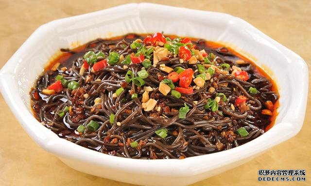 15道葷菜熱菜做法，10道涼菜下酒菜做法，簡(jiǎn)單易做，待客備用