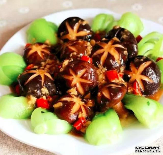 15道葷菜熱菜做法，10道涼菜下酒菜做法，簡(jiǎn)單易做，待客備用