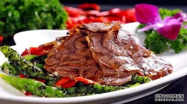 舌尖上的誘惑：燒椒拌牛肉、掛漿茄子、香芋丸，好味道在家做
