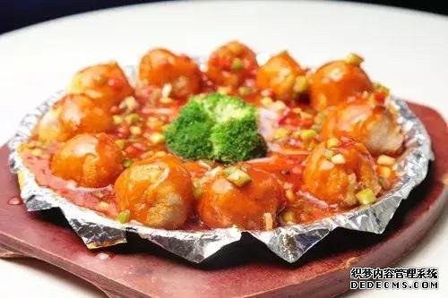 舌尖上的誘惑：燒椒拌牛肉、掛漿茄子、香芋丸，好味道在家做