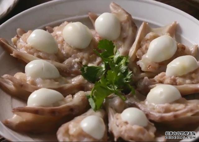 教你做安徽名菜掌上明珠：掌白珠明，好吃又好看，饞的人直流口水