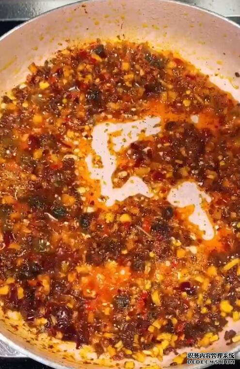 麻婆豆腐的家常做法，口感順滑，麻辣鮮香，這個(gè)竅門一定要記住
