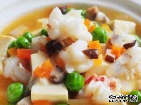 香蕉酸奶三明治、芝士紅薯餅、豆腐肉夾這幾道家常菜的做法