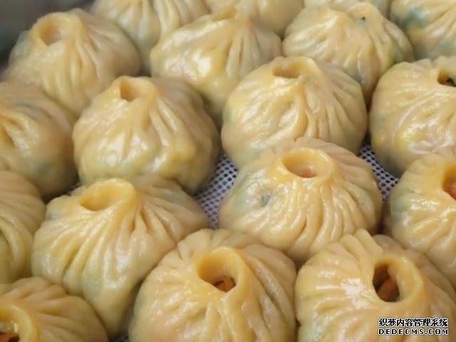 春天超火的懶人包子，不用發(fā)面，包好直接蒸，出鍋就被搶光