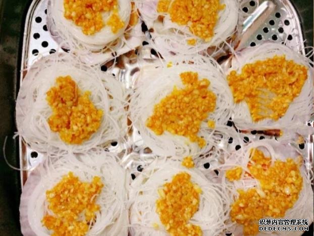 十分鐘搞定蒜蓉粉絲扇貝，料足味鮮全家愛吃，比外面賣的好吃百倍