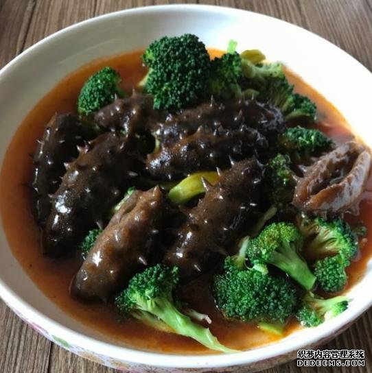 海參還能這樣吃：詳細(xì)泡發(fā)方法和做法步驟，滋補(bǔ)養(yǎng)顏，強(qiáng)身抗衰老