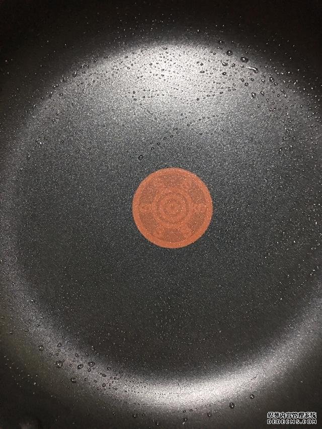 清爽的芒果千層蛋糕，吃了還想吃，再也不用買，一個平底鍋搞定。
