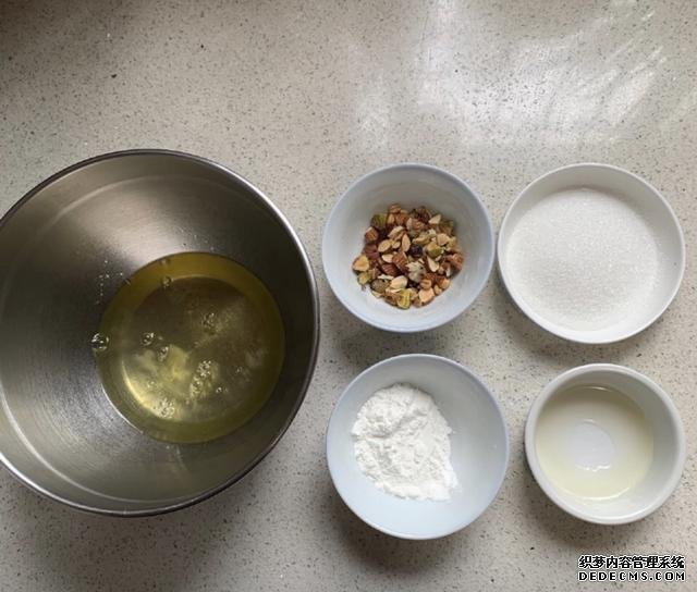 全蛋白舒芙蕾，低糖無油，超輕盈的口感，好吃到爆