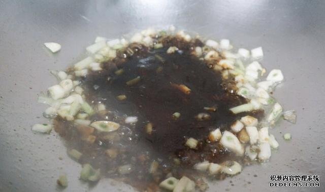 最正宗的蠔油生菜，快手簡單還減肥，2塊錢就能做一盤