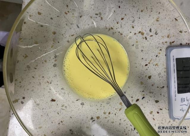 雞蛋這么美味的做法，估計沒有人嘗試過，在國外可是很流行