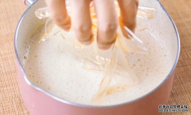 超順滑的豆?jié){布丁比豆腐嫩比蛋撻濃！減肥的你千萬別錯過