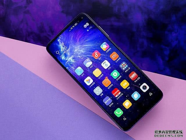 買千元機無需跟風，父母換機就選這3款，性價比高配置強悍