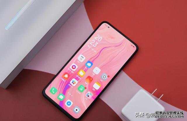 友商發(fā)力，驍龍芯片+128GB+屏幕指紋僅1499，驍龍芯片+4800萬三攝