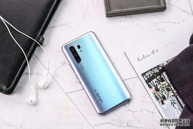 雙模5G直降300元！4350mAh+AMOLED屏+8GB，網(wǎng)友：終于等到了