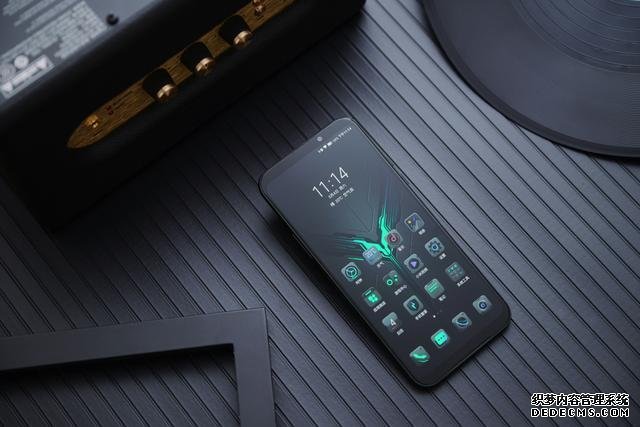 從3799跌至2699！液冷散熱+4000mAh+8GB+256GB，網(wǎng)友：終于等到了