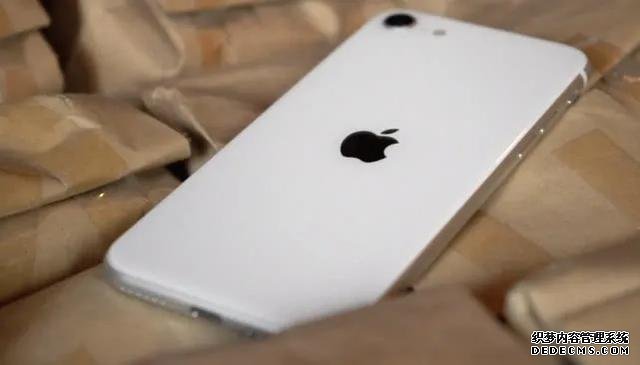 新款iPhone SE和iPhone XR怎么選？