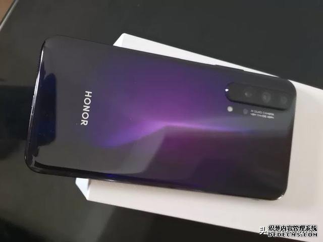 華為4G旗艦機(jī)加速清倉，8+256GB跌至兩千出多，還有雙光學(xué)防抖