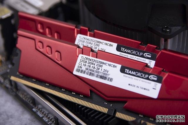 十銓火神32GB×2套裝內(nèi)存評測，內(nèi)容創(chuàng)作者福音，大容量才是王道