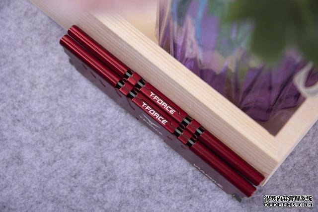 十銓火神32GB×2套裝內(nèi)存評測，內(nèi)容創(chuàng)作者福音，大容量才是王道