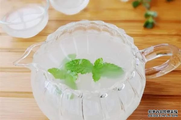 【健康氣象】簡單實(shí)用8款湯 掃除夏天小毛病