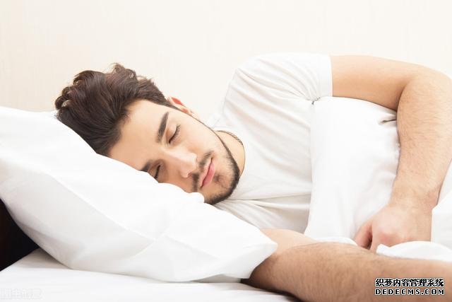 男人過(guò)了40歲，注意"3不要3堅(jiān)持"，別給自己身體找麻煩
