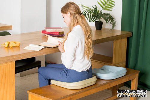后背疼痛，到底是腎臟還是心臟有問題？醫(yī)生：請不要忽視幾種病