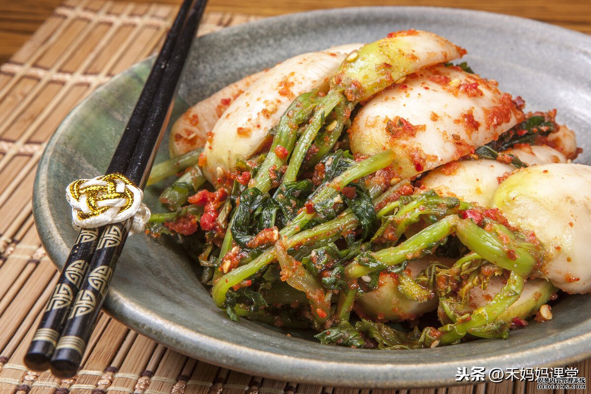 嚇人！隔夜菜里這么多細(xì)菌，還能不能吃了？