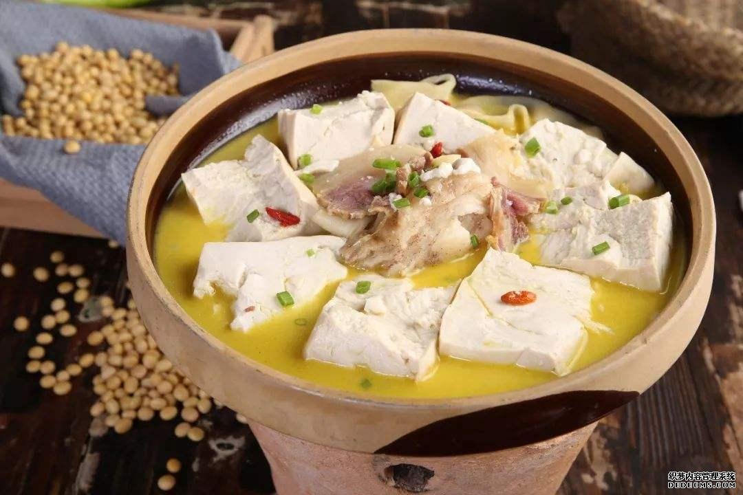 白發(fā)越長(zhǎng)越多，并非變老的信號(hào)，可能是身體缺乏這3種元素了